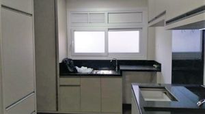 Image 10 - 186629