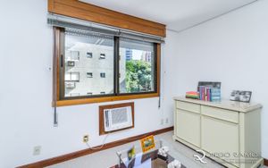 Image 11 - 186659