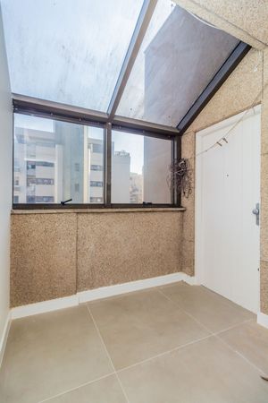Image 19 - 186694