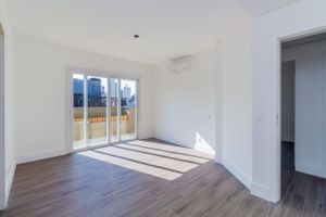 Image 31 - 186694