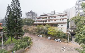 Image 28 - 186710