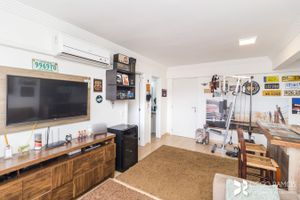 Image 3 - 186803