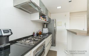 Image 17 - 186882