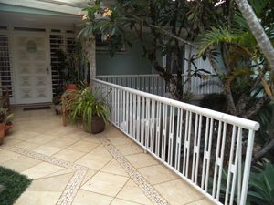 Image 6 - 186897