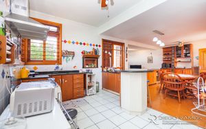 Image 15 - 186961