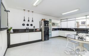 Image 14 - 186999