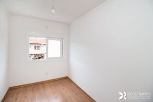 Image 19 - 187079
