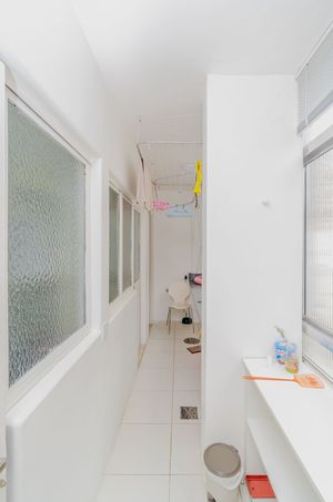 Image 36 - 187092