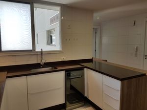 Image 13 - 187112