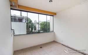 Image 8 - 187123