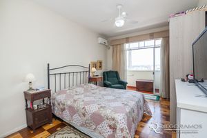 Image 6 - 187382