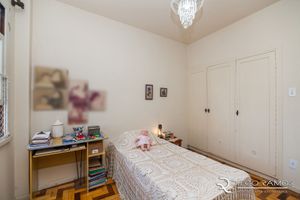 Image 10 - 187382