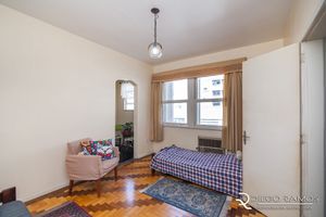 Image 12 - 187382