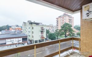 Image 9 - 187500