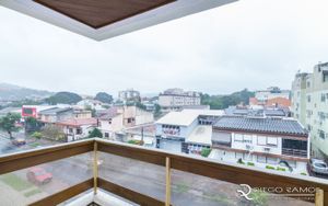 Image 10 - 187500