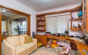Image 17 - 187500