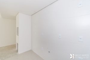 Image 19 - 187545