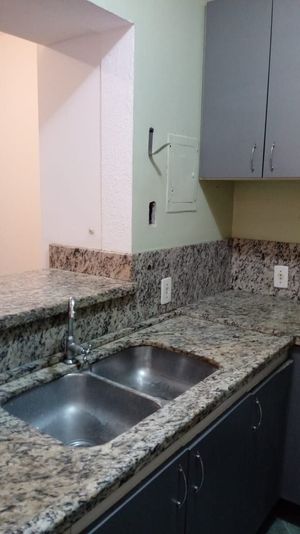 Image 12 - 187590