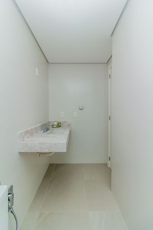 Image 31 - 187607