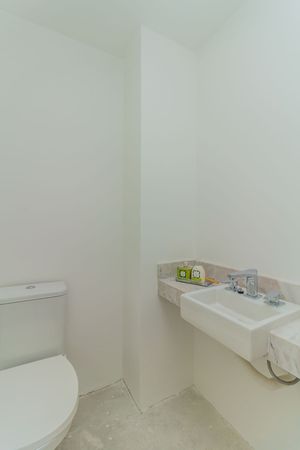Image 37 - 187607