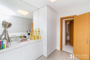 Image 11 - 187610