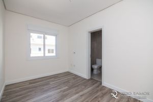 Image 19 - 187772