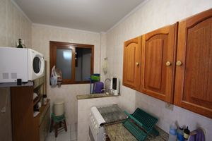 Image 38 - 187799