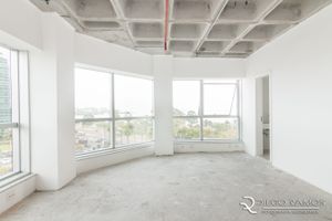 Image 16 - 187988