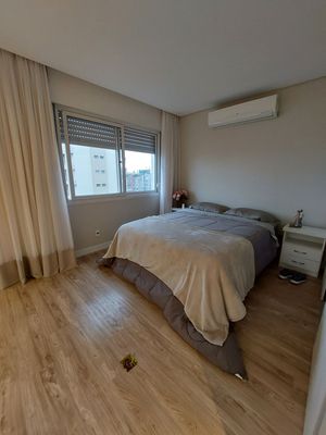 Image 11 - 188112