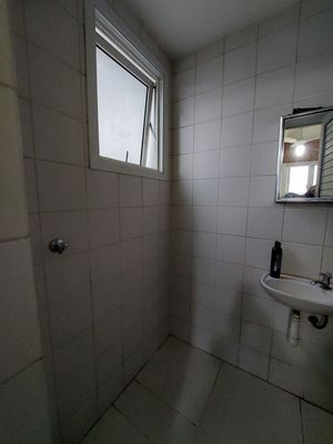 Image 17 - 188112