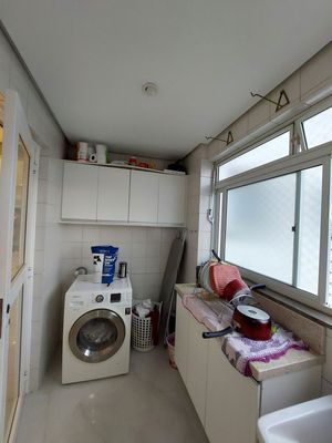 Image 14 - 188112