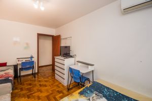Image 17 - 188126