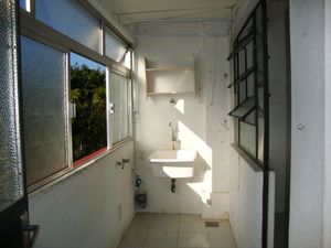 Image 15 - 188190