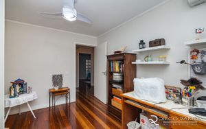 Image 4 - 188357