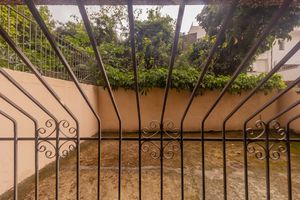 Image 12 - 188361
