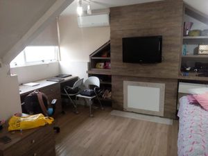 Image 19 - 188407