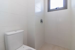 Image 12 - 188415