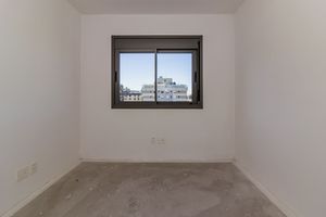 Image 10 - 188415