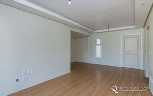 Image 4 - 188426