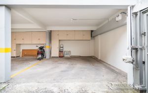 Image 17 - 188606