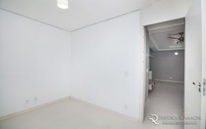 Image 10 - 188618