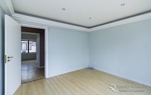 Image 14 - 188651