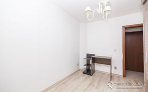 Image 16 - 188674