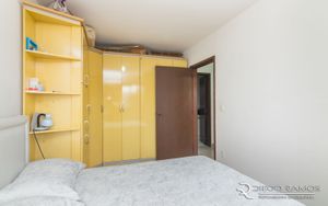 Image 8 - 188677