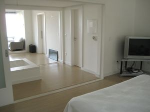 Image 7 - 188875