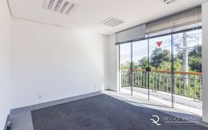 Image 19 - 188881