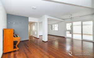Image 1 - 189159
