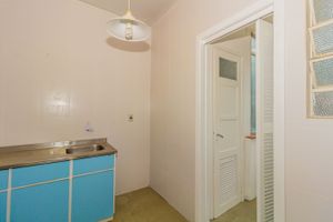 Image 19 - 189216