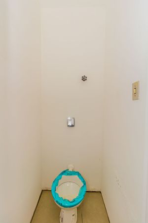 Image 22 - 189216