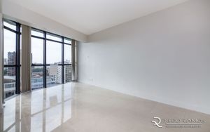 Image 1 - 189235